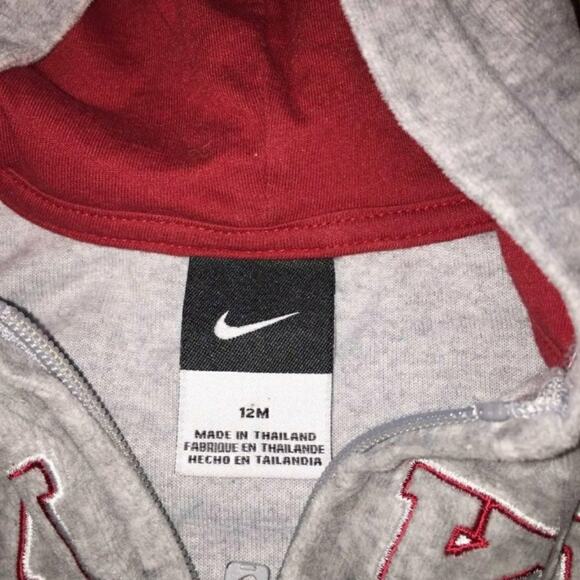 Nike Boy's 12M Hooded Velour Track Jacket - Picture 4 of 4